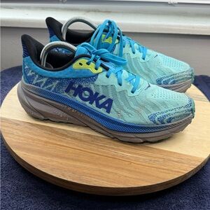 HOKA Challenger ATR 7 (Men’s 8 Wide Women’s 9.5)
